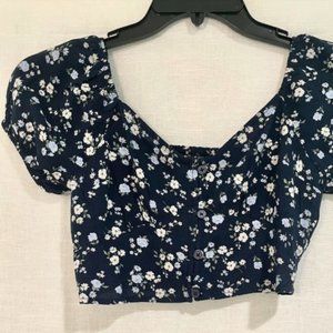 NWOT Hollister Puff Sleeve Crop Top